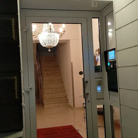 Hotel Gemini 3*