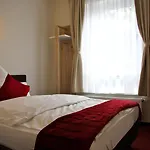 Отель Gemini